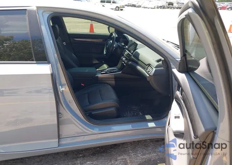 2022 Honda Accord Hybrid Sport z USA, uszkodzony, nr VIN 1HGCV3F21NA040387